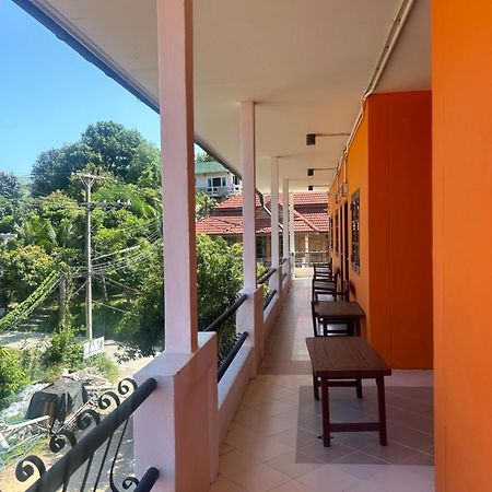 Sea Breeze Backpacker Hostel Ko Pha Ngan Exterior photo